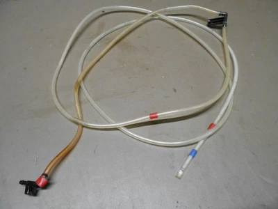 94-99 Toyota Celica Hatchback limpador traseiro Squirter - jato - bico - mangueira / LEIA - Imagem 1 de 4