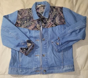 Vintage LL Bean Womens Small Denim Jacket Tapestry Shoulders/Cuffs Made In USA! - Picture 1 of 10