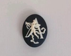 Oval Black Cameo Letter "A" Magnet - Picture 1 of 4