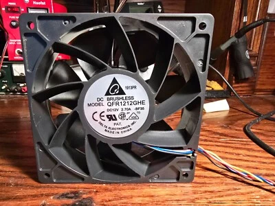 4 Pin Connector Delta Electronics, Inc. DC Brushless Fan Model: QFR1212GHE DC12. - Image 1 of 4