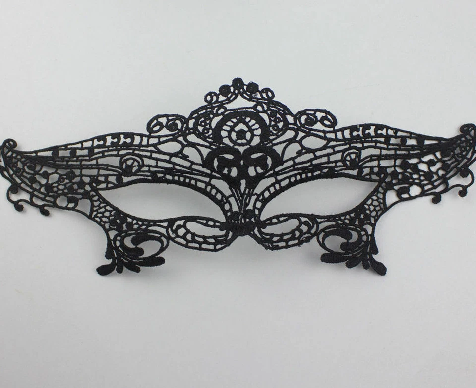 Pretty Black Lace Eye Mask: Party/Fancy Dress/Masquerade: UK Seller - Image 1 of 4