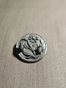 Vintage TORINO ROUND TRINKET Brooch, Tiny Bee Earrings, Lid/Brooch  - Picture 1 of 4