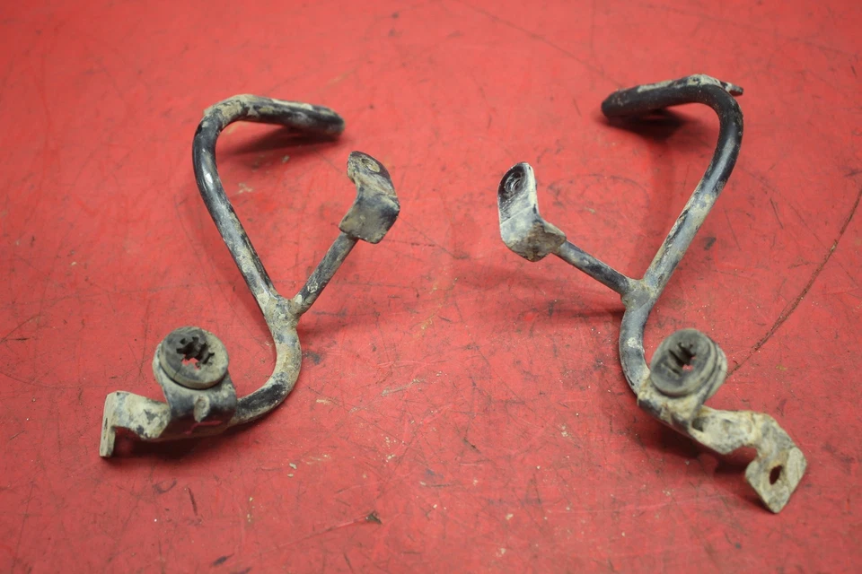 Can-Am DS90 2009 luz delantera lámpara soporte faro par de soporte Foto 1 de 4