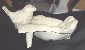 Shabby But Chic Country Cottage Cast Iron Ivory Hands Cupped Bird Perched 051010 - Picture 1 of 11