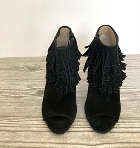 BCBG Max Azria Raimi Tacón Alto Flecos Gamuza Negro Botín al Tobillo Talla 7.5 - Imagen 1 de 6