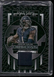 Justin Fields 2023 Panini Obsidiana Cutting Edge Rookie Relic #D/199 - Imagen 1 de 2