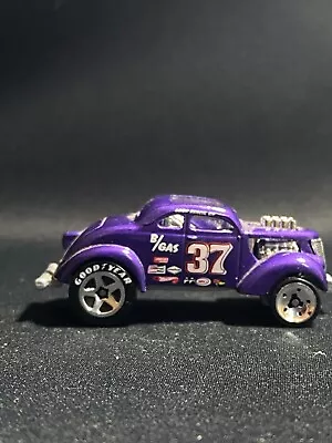 1/64 1933 WILLYS GASSER DRAG CAR #27 PURPLE - Image 1 of 4