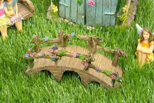 Garden Fairy Bridge Fairy Garden Accessories with Hand Painted Flowers and Vines - Picture 1 of 4