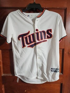 PM3 Minnesota Twins Baseball #17 Berrios MLB Youth Jersey Size Medium - Picture 1 of 5