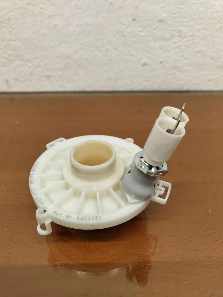 Miele Spülmaschine Heizung Umwälzpumpe M.Nr. 9453332 1920 - 2100W #TE696 - Bild 1 von 4