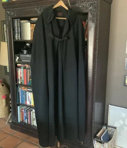 Vintage Black Wool Wippell Clergy Cloak - Cappa Nigra - 60” Long - Heavy Wool - Picture 1 of 17