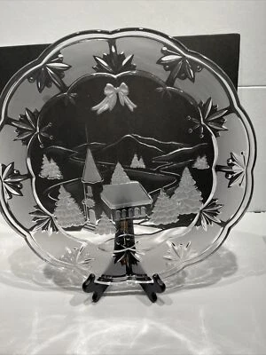 Plato Studio Nova Winter Eve Servir Cristal Esmerilado 14" Redondo. Num. WY424/516 Foto 1 de 4