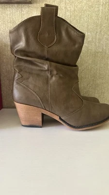 Brown Leather Western Ankle Boots with Block Heel - Image 1 of 4