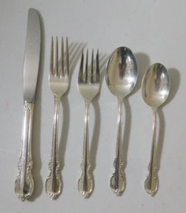 1847 ROGERS BROS. "REFLECTION" SILVERPLATE 5 PC. PLACE SETTING NO MONOGRAMS - Picture 1 of 4