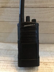 Motorola RMV2080 RMV2080BHLAA 8-kanałowe radio VHF nr/bateria* - Zdjęcie 1 z 8