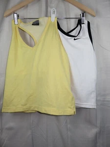 Nike sportliche Damen Sport BHs Paket 2 Größe Small und Medium - Bild 1 von 7