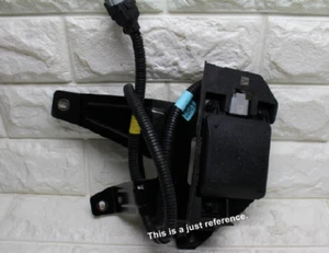 99150K2500  Genuine Unit Ass'y Rear Corner Radar RH For Hyundai Venue (2019~on) - Picture 1 of 4