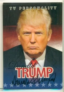 TARJETA COMERCIAL - TARJETA INSERTADA - TARJETA DE PERSONALIDAD TV FIRMA DONALD TRUMP - Imagen 1 de 2