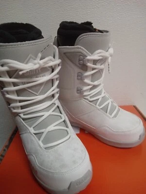 ThirtyTwo Shifty Snowboard Boot White Size 7.5 - 2023 - Women's #5A4