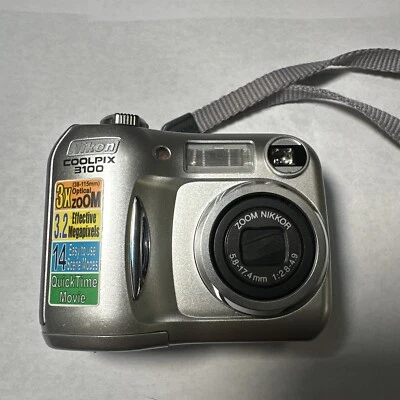 NIKON COOLPIX 3100 3.2mp 3x OPTICAL ZOOM DIGITAL CAMERA For Parts - Image 1 of 4