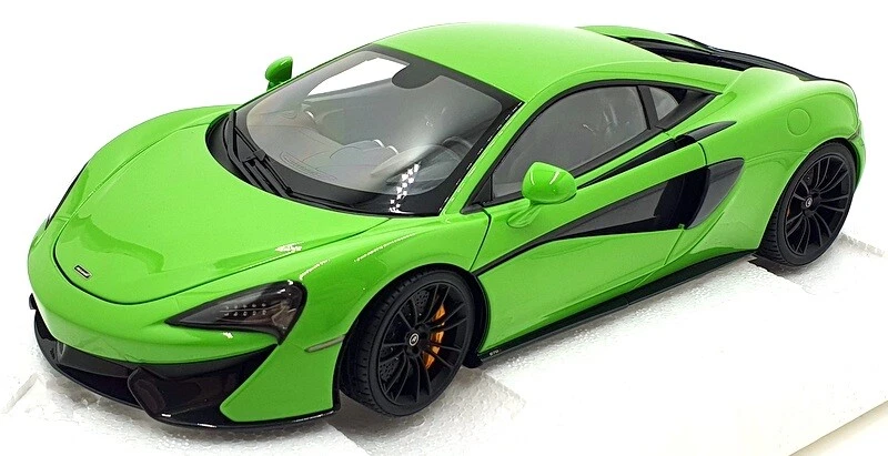Autoart 1/18 Scale Diecast 76042 - McLaren 570S - Mantis Green/Black Wheels - Image 1 of 4