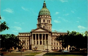 Postcard Topeka Kansas State Capitol Building Vintage c1950s Unposted Chrome Era - Picture 1 of 2