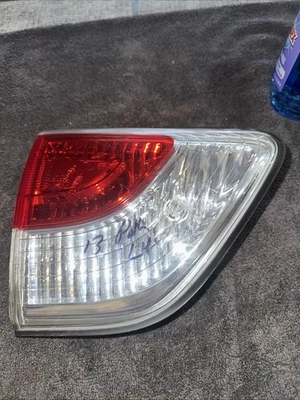 Luz trasera de respaldo del lado del conductor izquierdo Nissan Pathfinder 2013-2016. Original OEM Foto 1 de 3