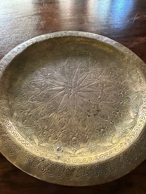 Fein ziseliertes kunstvolles TABLETT Teetisch Teller arabisch Messing? 30 Ø - Bild 1 von 3