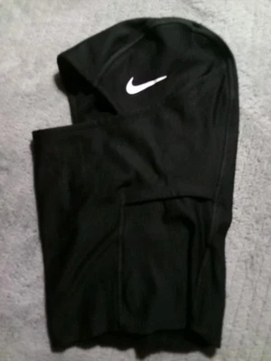 Спортивная шляпа с полным покрытием лица Nike - Изображение 1 из 4