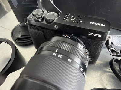 Fujifilm X-E3 24.3MP  Digital Black 3 in Body + Zoom Fujinon xf 18-135 /3..5 5.6 - image 1 of 4