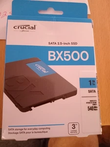 Crucial 1TB, 500GB 3D NAND SATA 2.5 Inch Internal SSD BX500 MX500 - NEW - Picture 1 of 2