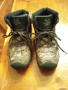 Boys Real Tree boot/sneakers size 6 - Picture 1 of 10