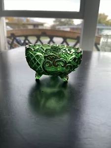 Green EAPG Riverside Croesus Sauce Dish / Fruit Bowl 1 7/8" Tall x 3 7/8" Wide - Picture 1 of 6