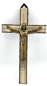 GoldTone In Thick Wood Jesus Cross Crucifix Italy 7"Lx4"W Brass Vintage Hanging - Picture 1 of 3