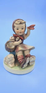Vintage MJ Goebel Hummel Abschied Figur Mädchen Korb Haube Lamm Blumen TMK3 - Bild 1 von 8