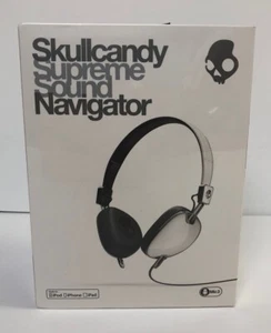 Auriculares intraurales Skullcandy Navigator con micrófono en blanco - nuevos - Imagen 1 de 1