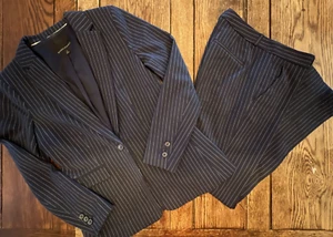 BANANA REPUBLIC PINSTRIPE SUIT Y2K Blazer/Pants Boho "MENSWEAR" RETRO FRIENDS 4 - Picture 1 of 22