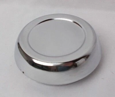 Se adapta a; Tapa central de rueda Mazda Millenia forma de copa de metal OE 2-15/16" diámetro  Foto 1 de 4