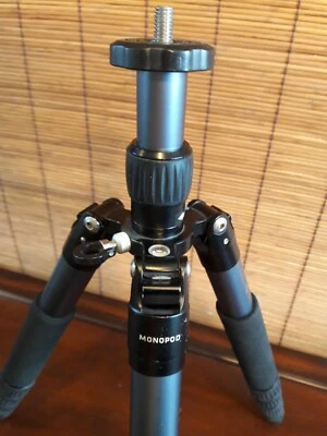 PRO MASTER XC528 PROFESSIONAL TRIPOD   17"- 64"  5 Aluminum legs sections 3.4 # - Image 1 of 4