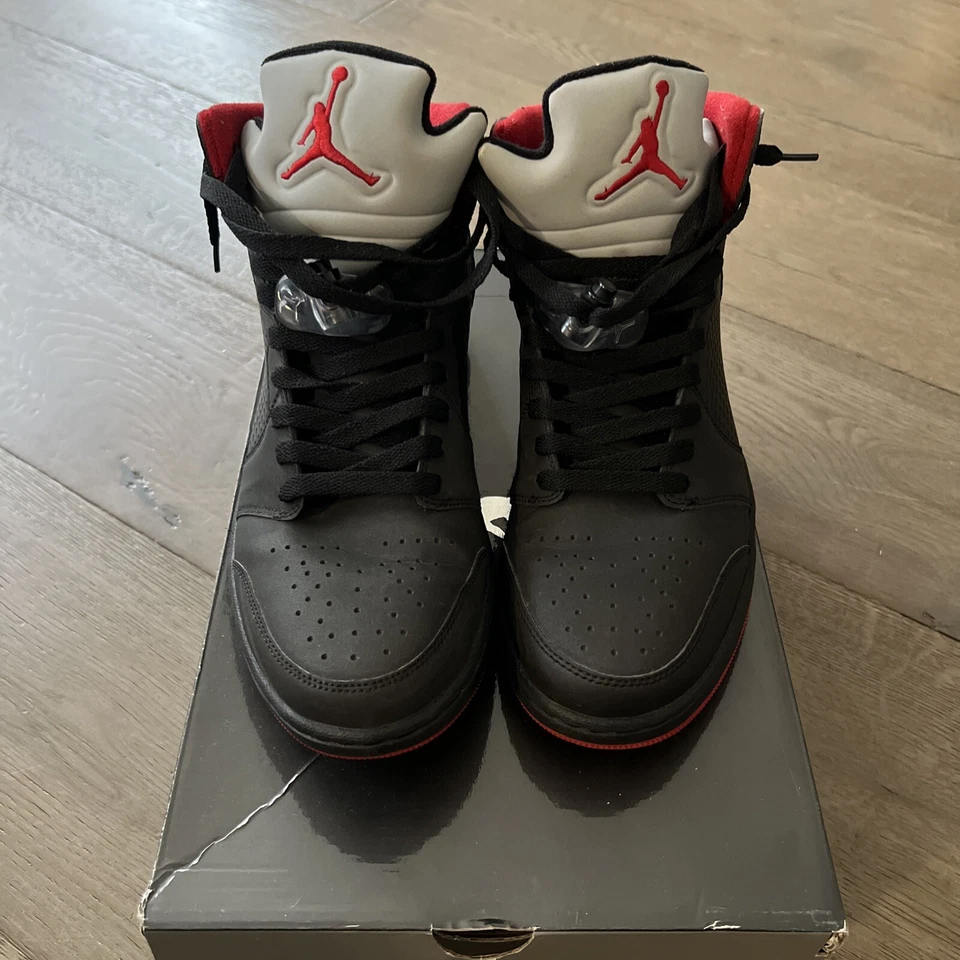 Talla 9.5 - Jordan Prime 5 Negro Rojo Universitario Foto 1 de 4