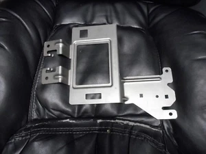 NEW 2018 2019 FORD EXPEDITION FUSE BOX BRACKET JL1Z-14536A - Picture 1 of 3