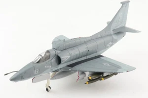 Hobby Master HA1435 Douglas A-4F Skyhawk, VMA-142 Flying Gators, MB16, 1984 - Picture 1 of 7