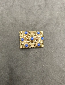 Alte Messingbrosche mit blauen und weißen Glassteinen *Sehr Gut Erhalten* - Bild 1 von 4