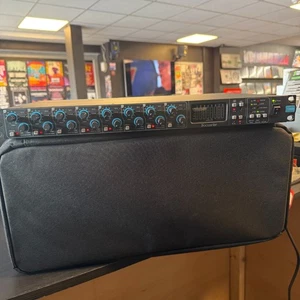 Focusrite OctoPre MKII Dynamic 8 Channel Microphone Preamp - Picture 1 of 8
