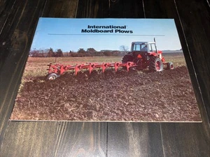 International Harvester Formbrett Pflüge Verkaufsprospekt 1977 - Bild 1 von 7
