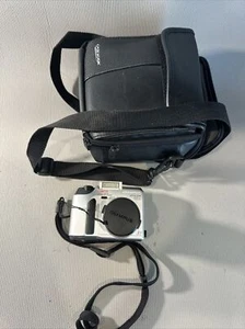 OLYMPUS CAMEDIA C-700 Ultra Zoom 2.1MP Digital Camera - Picture 1 of 11