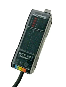 Keyence CZ-V21A Main Amplifier unit - Imagen 1 de 3