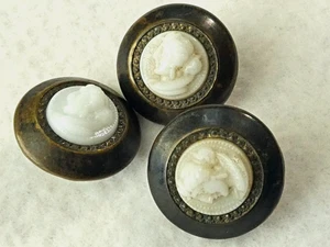 LOT X 3 ANTIQUE CAMEO BUTTONS - Picture 1 of 10