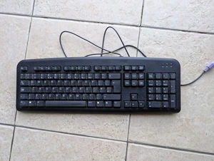 BTC 5211 PS2 computer keyboard - Picture 1 of 4