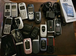 Vtg Untested Flip Phone Cell Brick Nokia Lg Samsung Htc +++ - Photo 1 sur 11